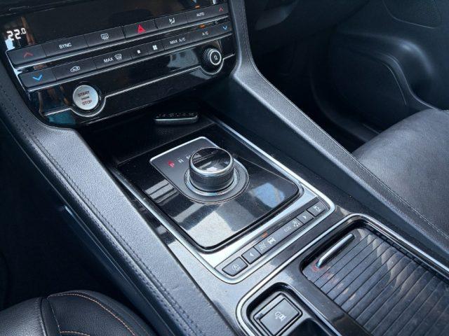 JAGUAR F-Pace 2.0 D 180CV AUTOMATICA PRESTIGE