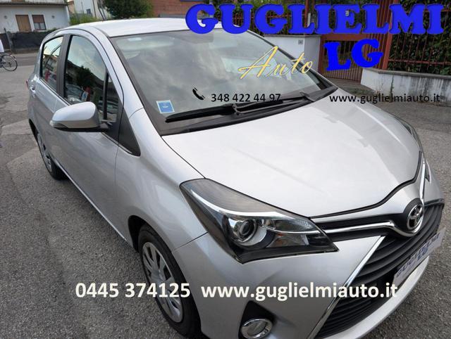 TOYOTA Yaris 1.3 5 porte Active Neopatentati