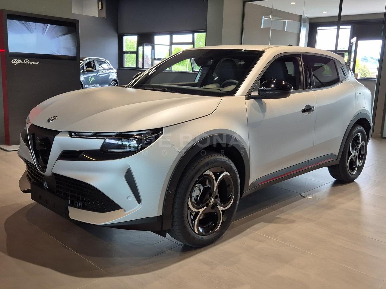 Alfa Romeo Junior 1.2 ibrida speciale 145cv edct6