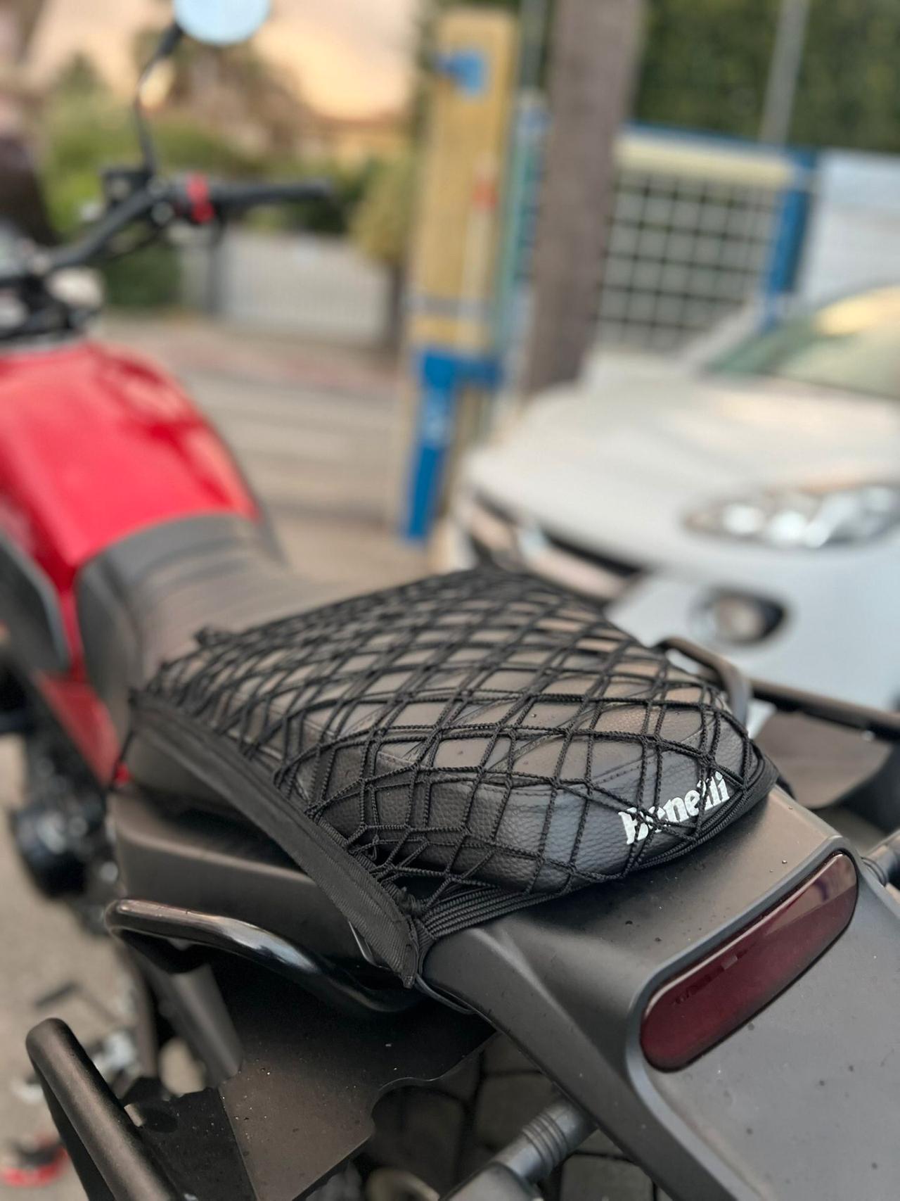 Benelli Leoncino 500 X