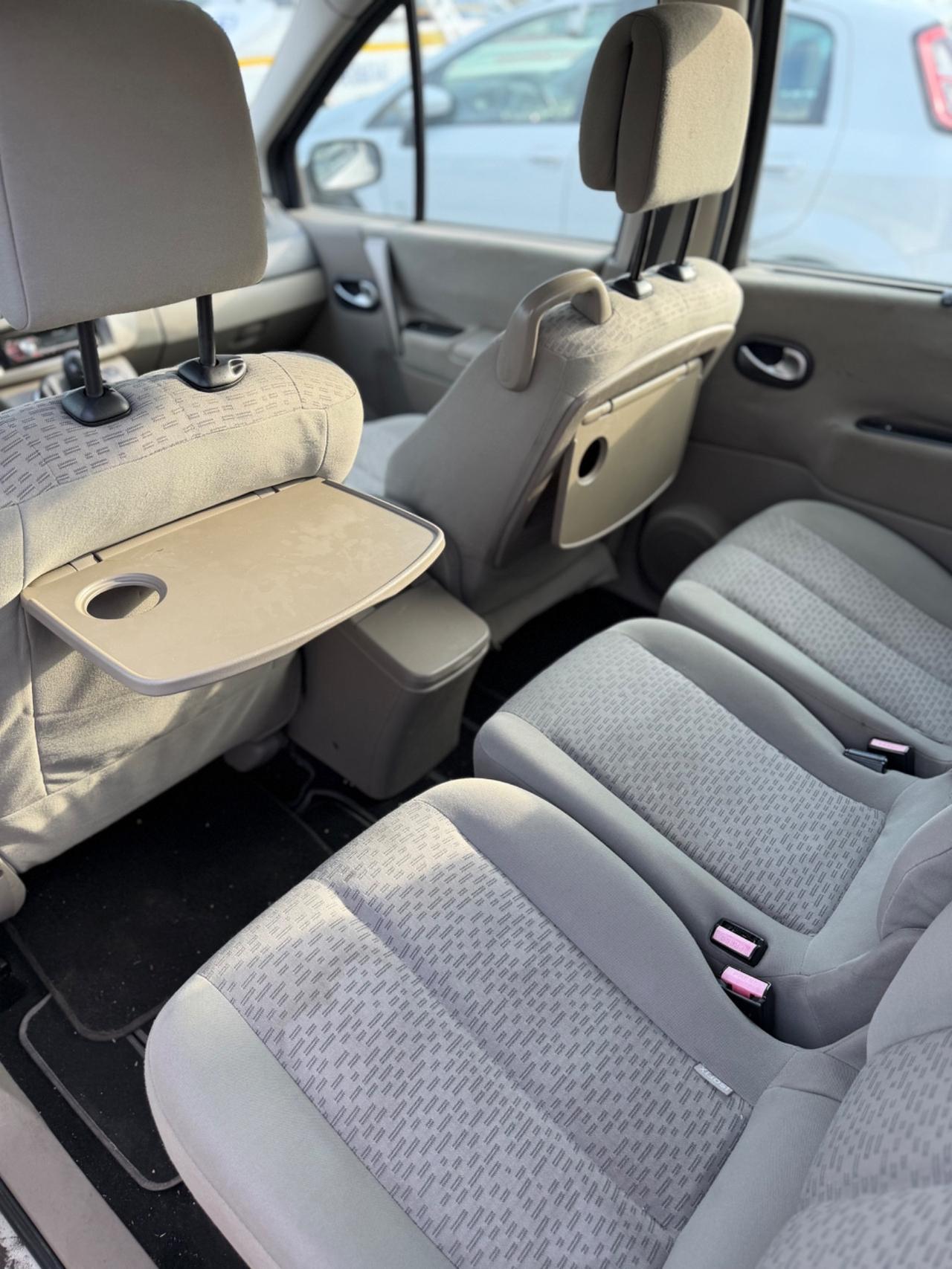 Renault Scenic Scénic 1.5 dCi/85CV Pack