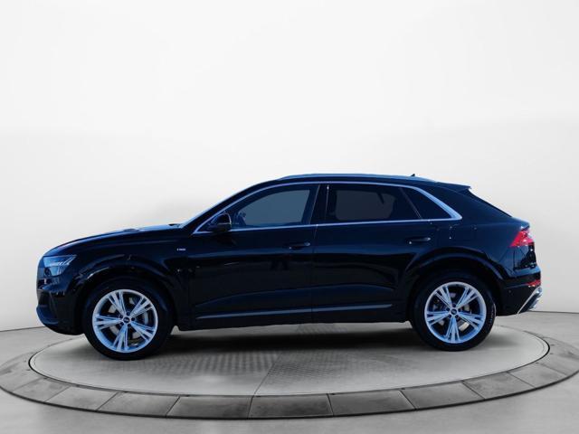 AUDI Q8 55 TFSIe PLUG-IN ELETTRICA