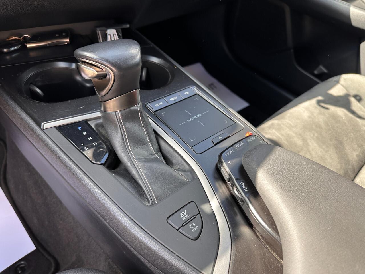 Lexus UX 250h 184cv Tagliandi Lexus