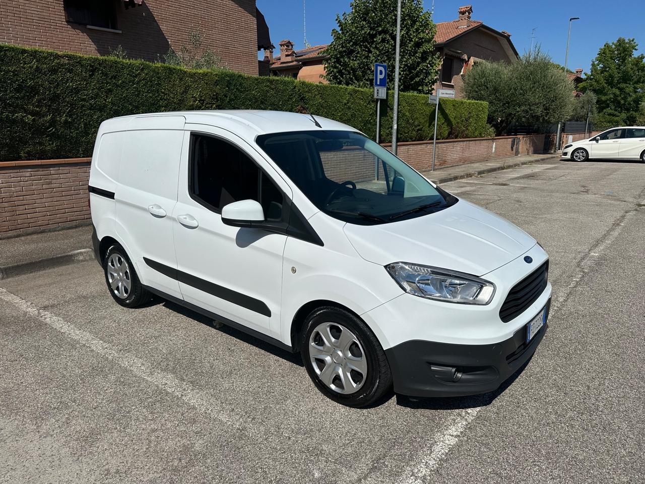Ford Transit Courier 1.5 95cv Possibile Permuta