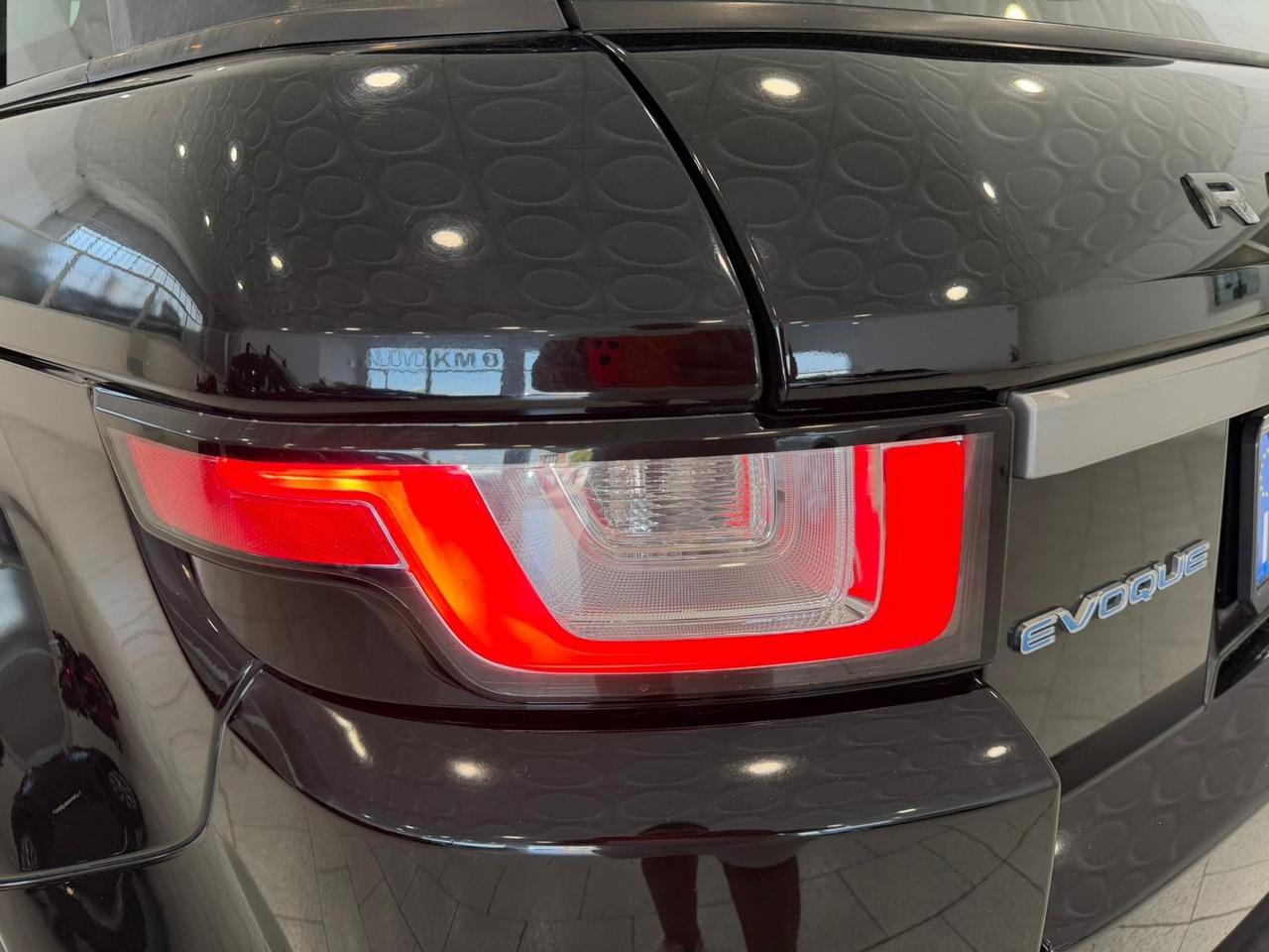 Land Rover Range Evoque 2.0 TD4 150 CV 5p. Pure