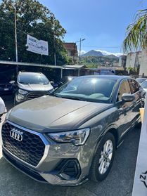 Audi Q3 35 TDI S tronic Business Advanced tetto Apribile