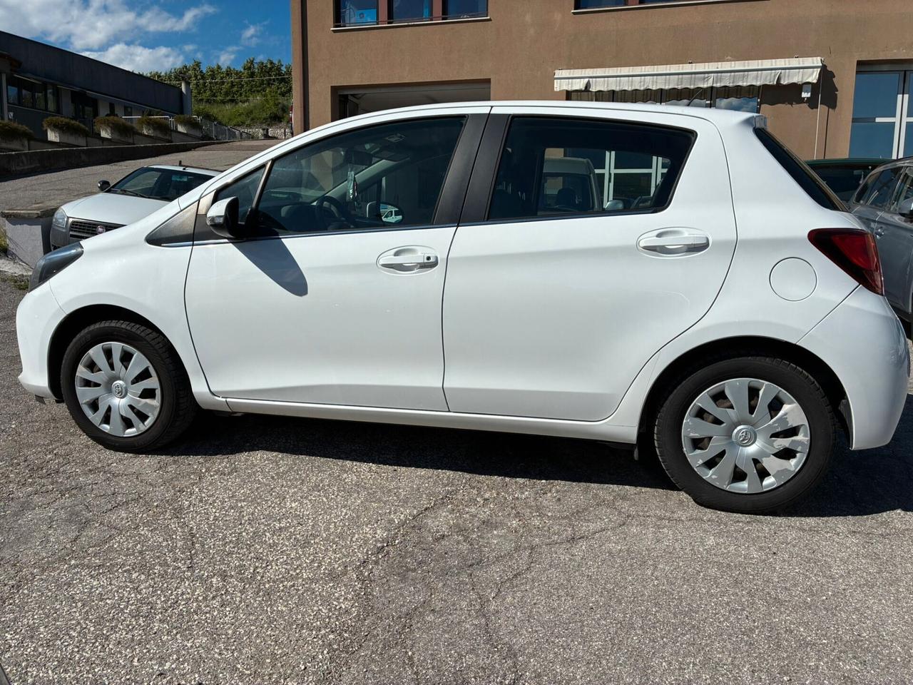 TOYOTA YARIS 1.0 5 PORTE