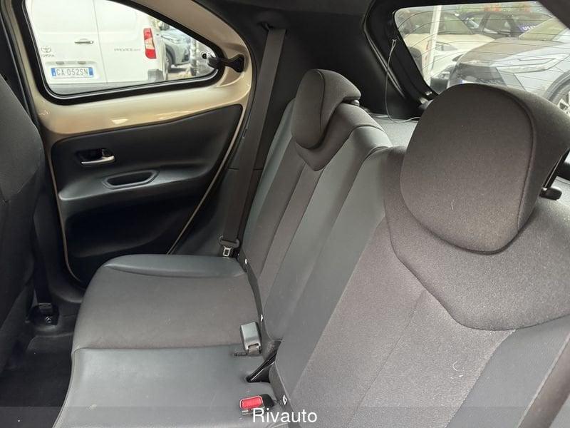 Toyota Aygo X Aygo X 1.0 VVT-i 72 CV 5 porte Lounge