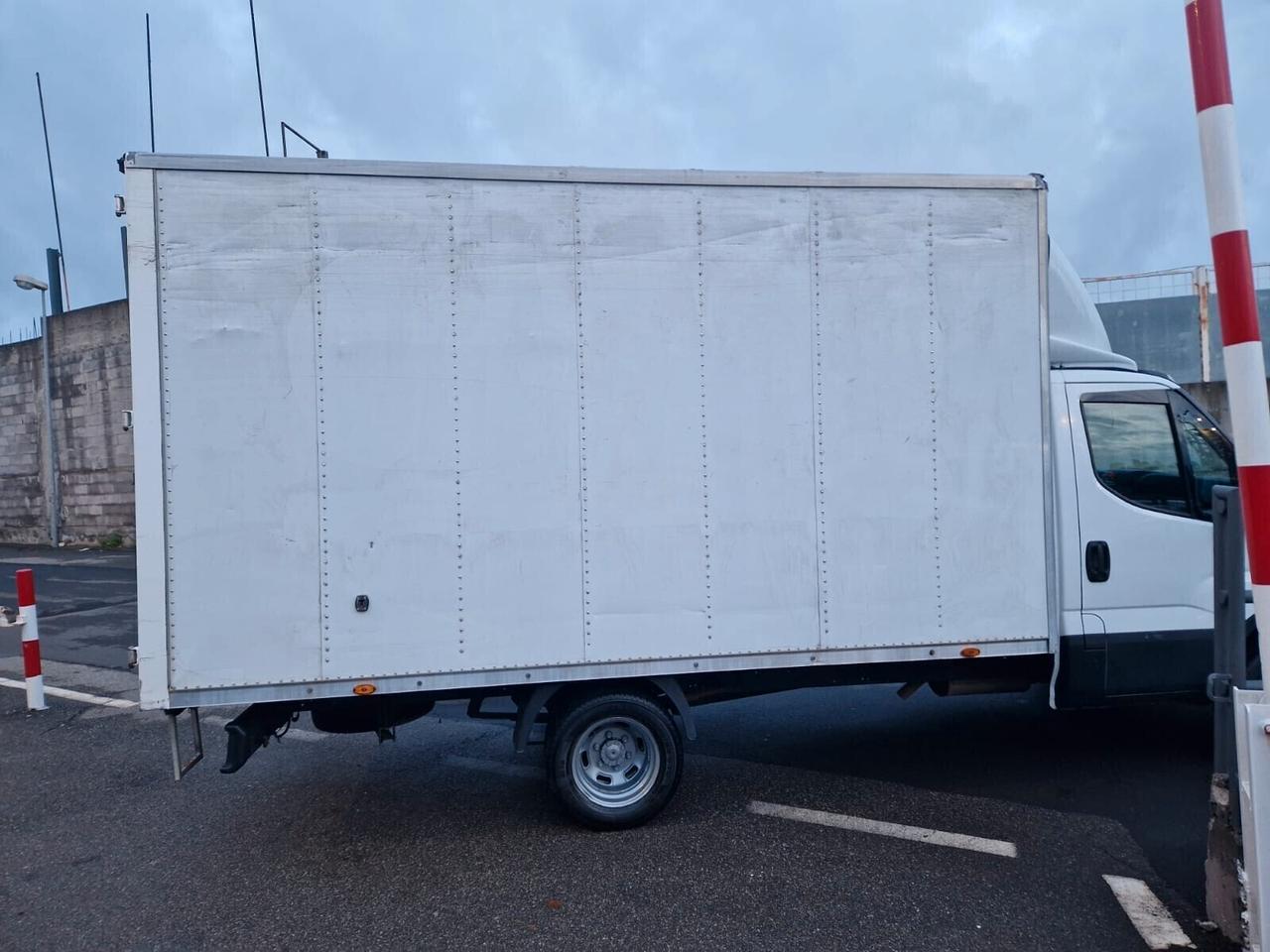 IVECO DAILY