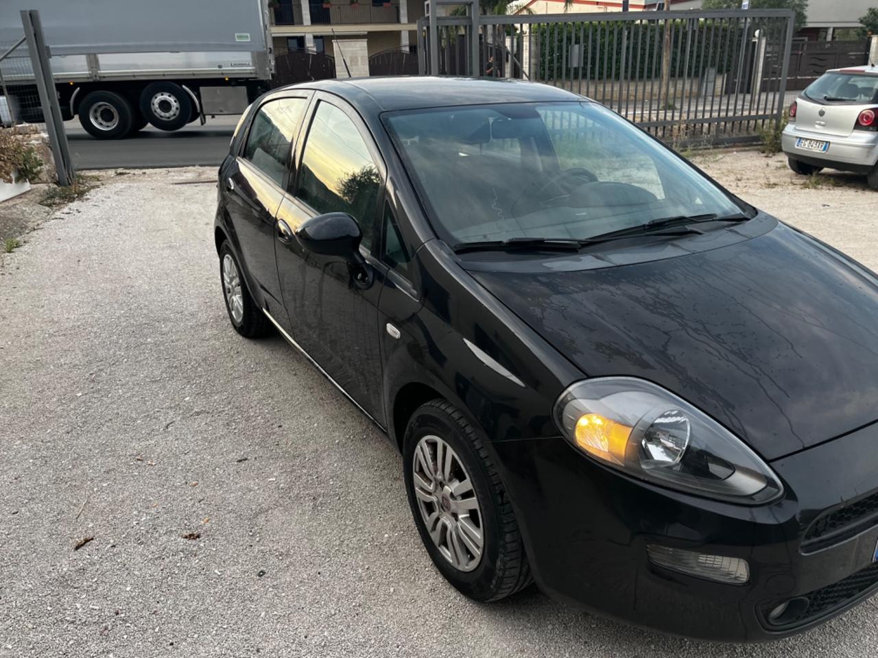 Fiat Punto 1.2 8V 5 porte Street adatta per neopatentato