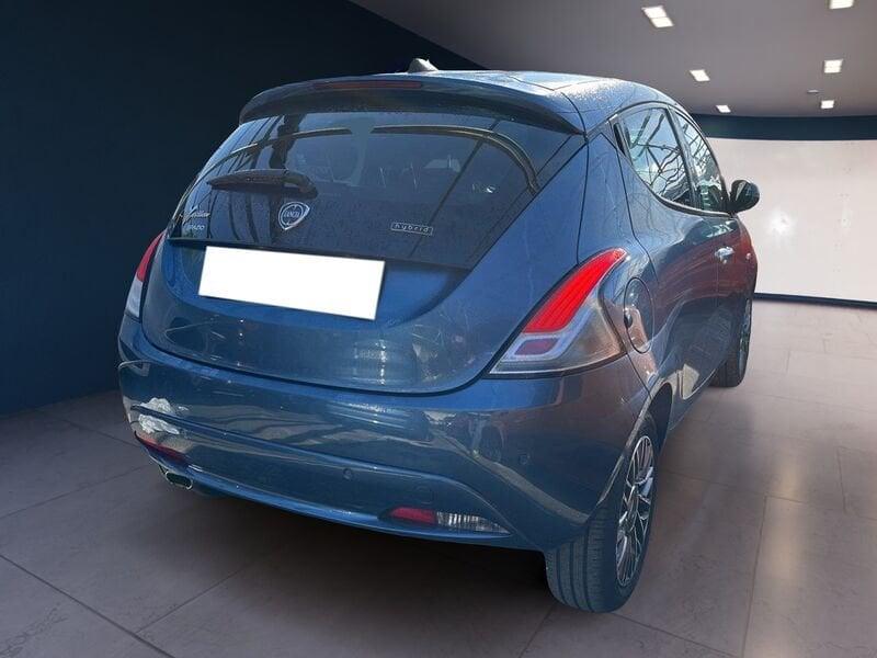 Lancia Ypsilon III 2021 1.0 firefly hybrid Gold Plus s&s 70cv