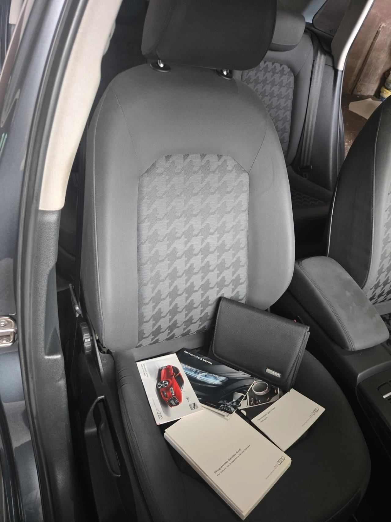 Audi A3 1.6 TDI clean diesel S tronic Admired