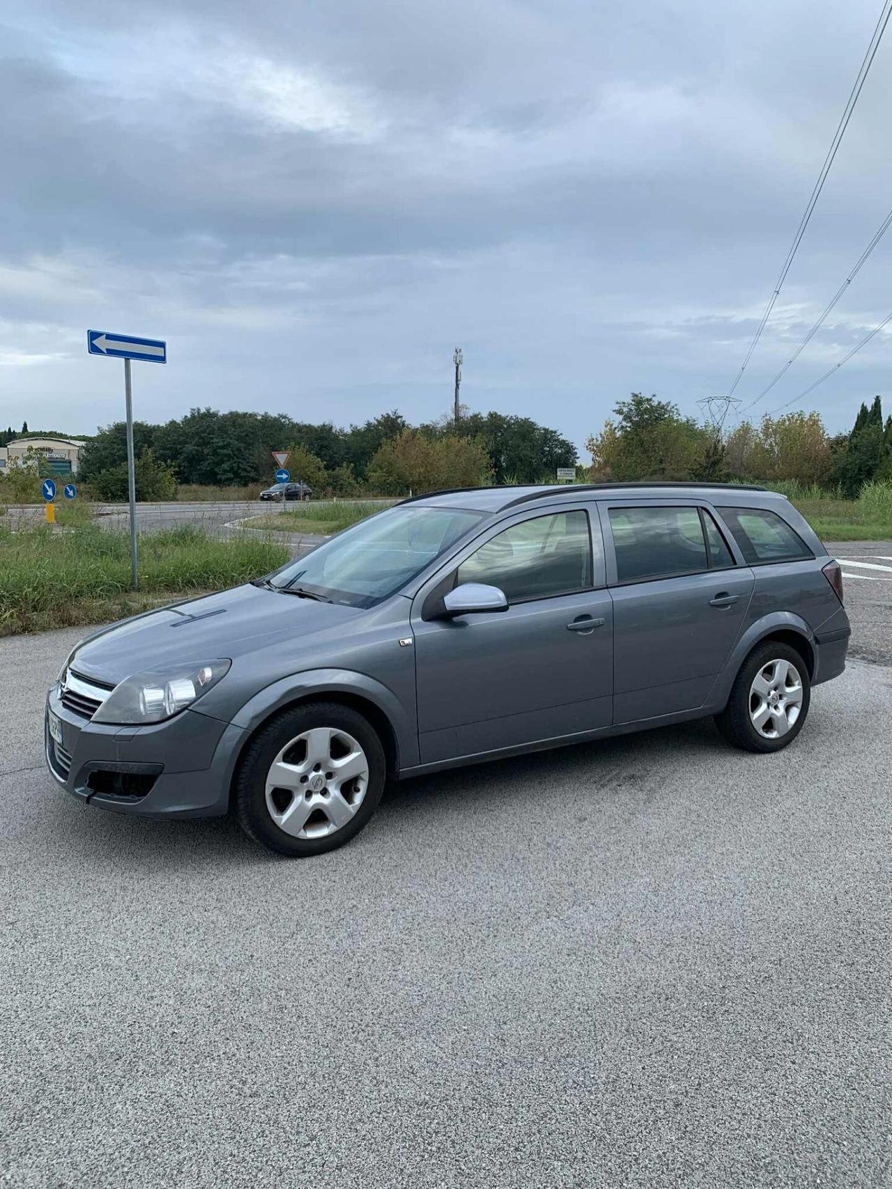 Opel Astra 1.7 CDTI 101CV