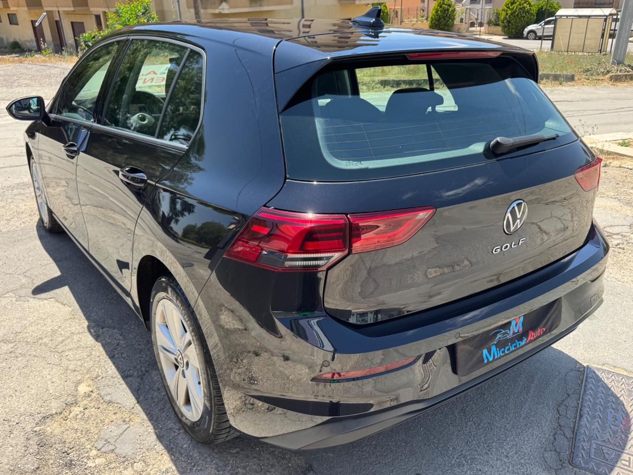 VOLKSWAGEN GOLF 8 2.0 TDI 115 CV DSG FULL NEO PATENTATI