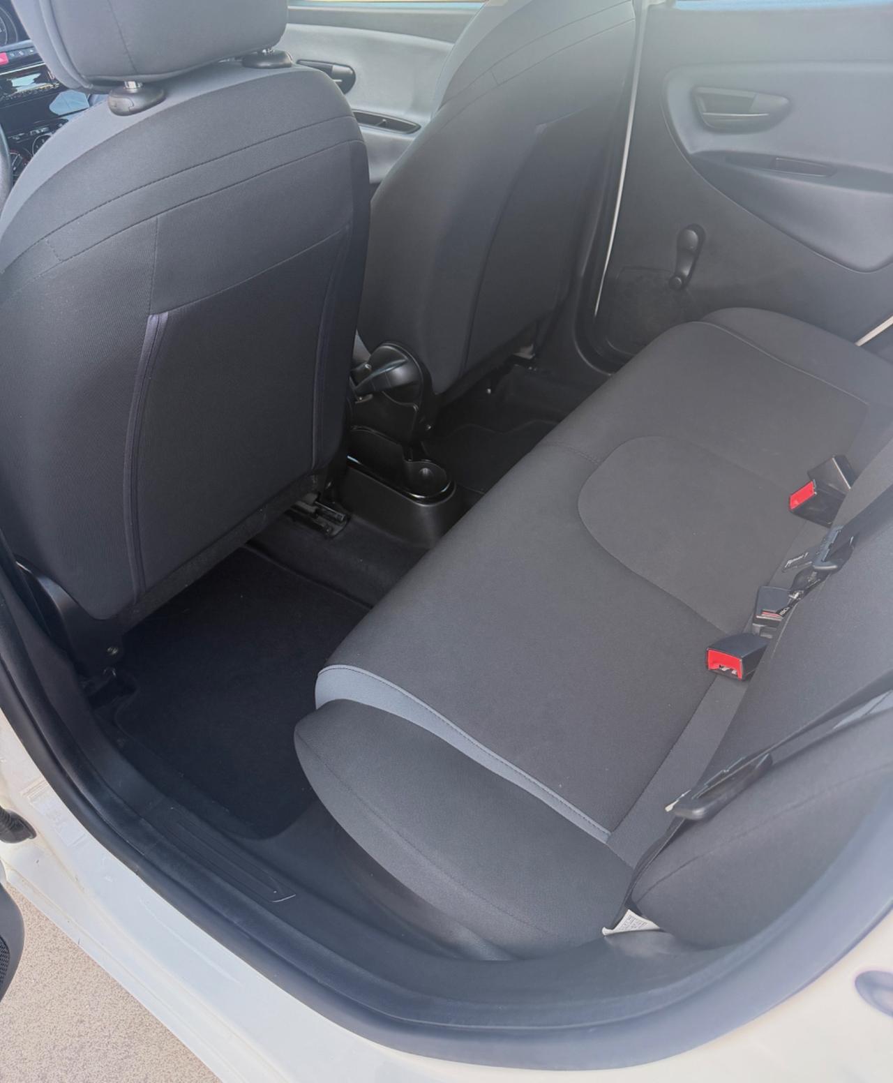 Lancia Ypsilon 1.3 MJT 16V 95 CV 5 porte S&S Gold