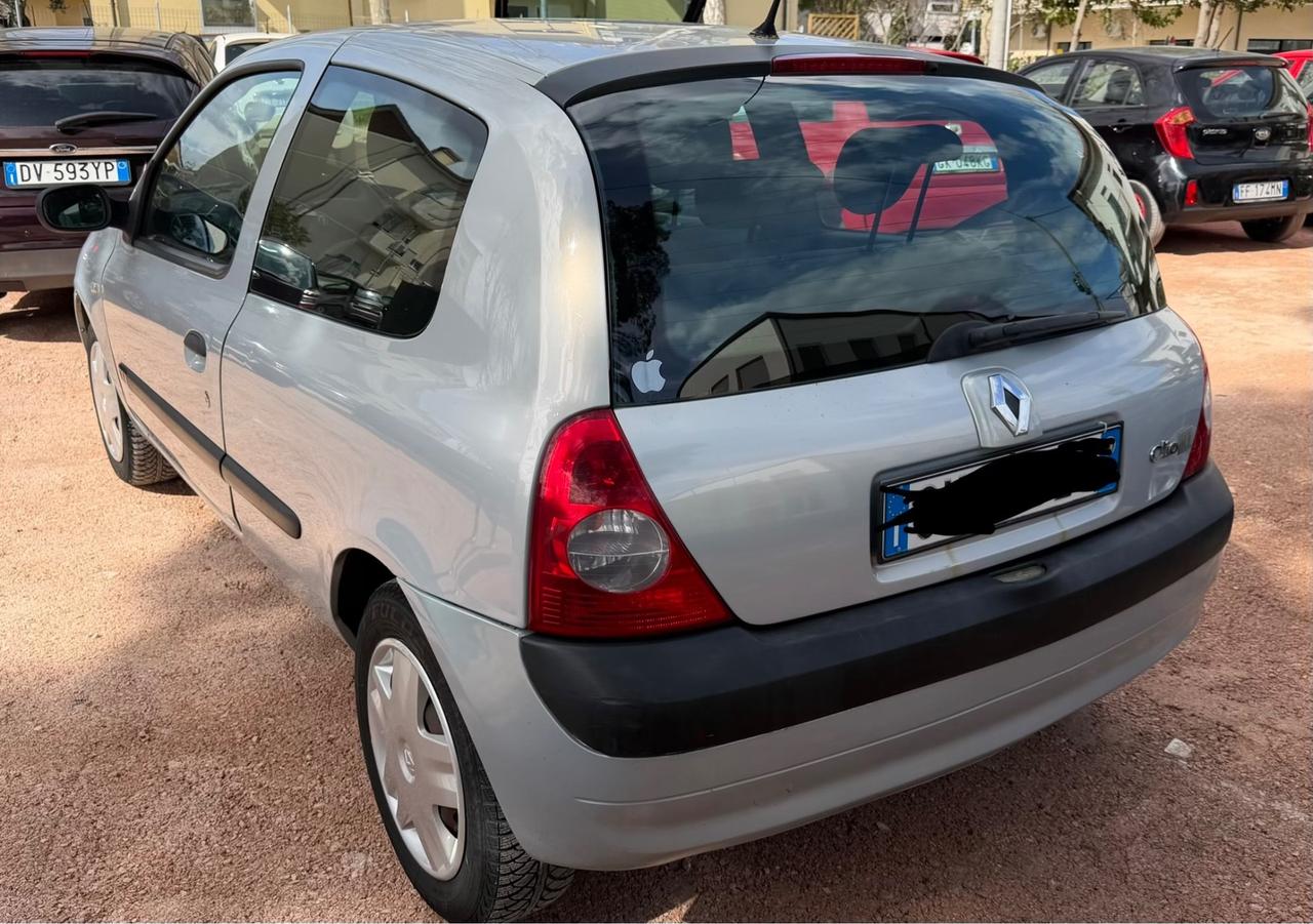 Renault Clio 1.2 cat 3 porte Confort Authentique