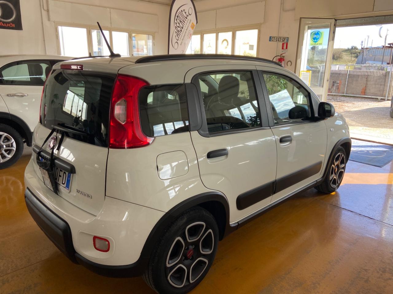 Fiat Panda 1.0 FireFly S&S Hybrid Sport