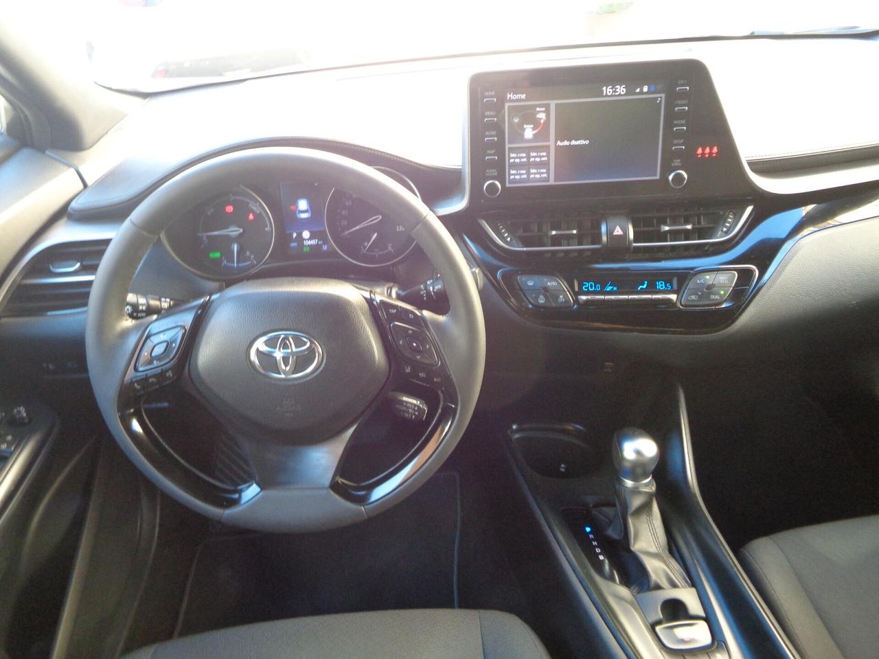 Toyota C-HR 1.8 HV Active NESSUN VINCOLO DI FINANZIAMENTO