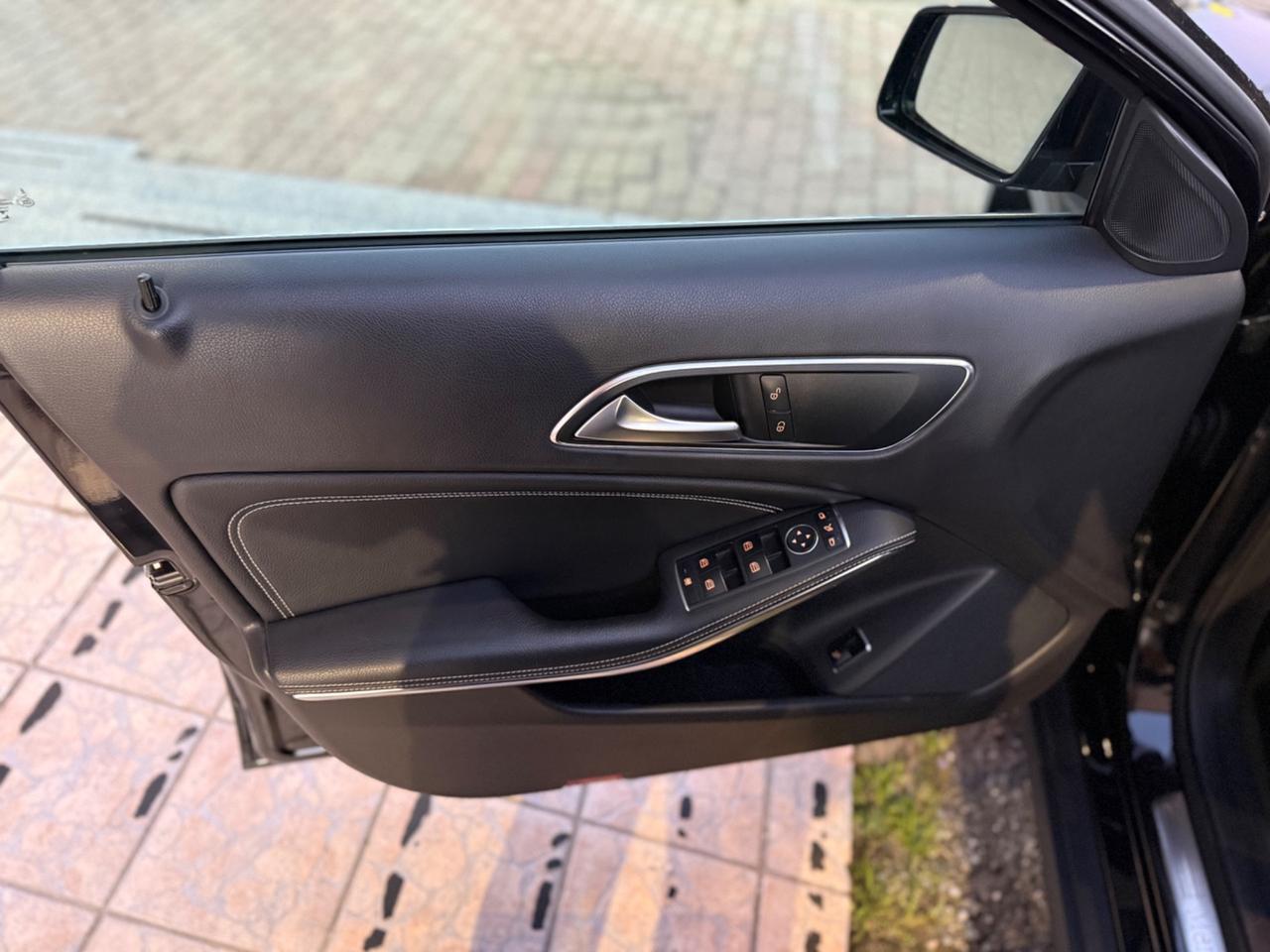 Mercedes-benz GLA 200 d Automatic Sport