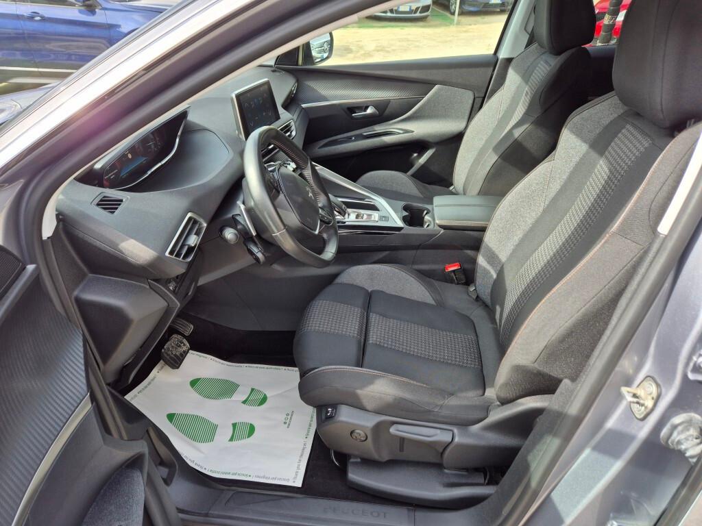 Peugeot 3008 BlueHDi 130 S&S EAT8 CERCHI-18