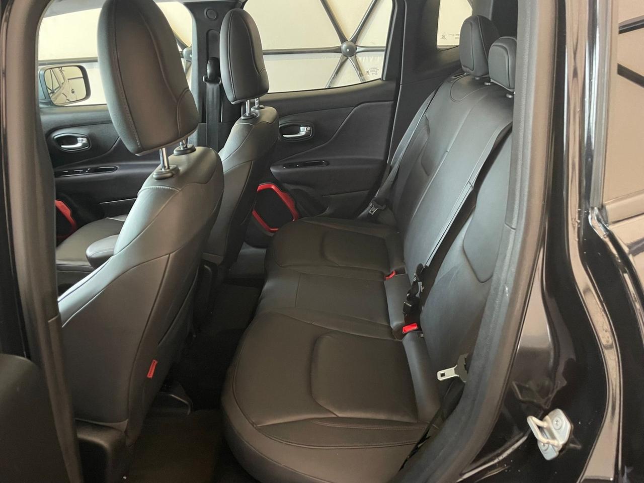 Jeep Renegade 2.0 Mjt 170CV 4WD Active Drive Low Trailhawk