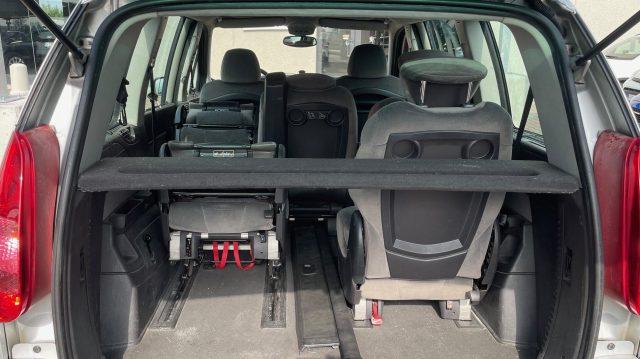 PEUGEOT 807 2.0 HDi FAP Norwest