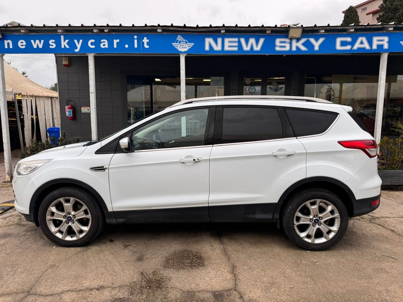 Ford Kuga 2.0 TDCI 163 CV 4WD Powershift Titanium