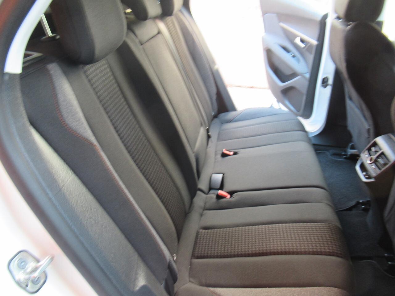 Peugeot 3008 BlueHDi 130 S&S Allure VIRTUAL COKPIT