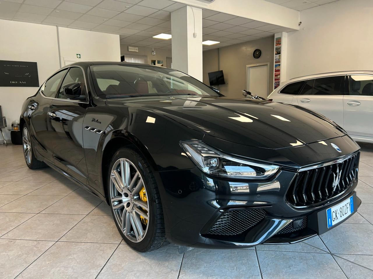 Maserati Ghibli V6 3.0 Modena 350CV
