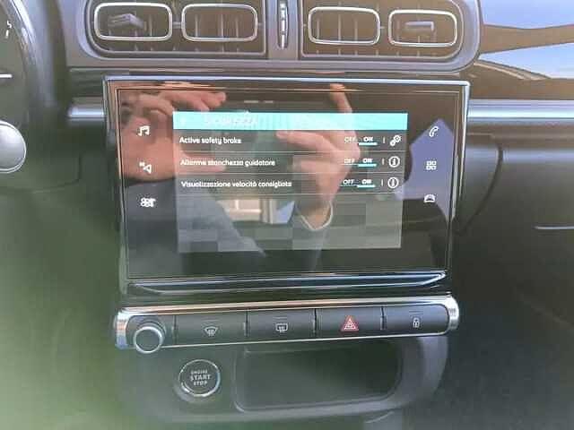 Citroen C3 1.2 Benzina 83cv SHINE + TECHNO NAV Usato