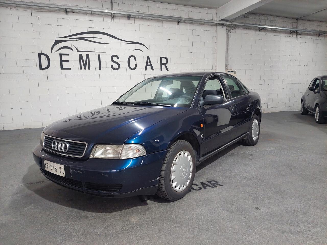 Audi A4 1.8 cat