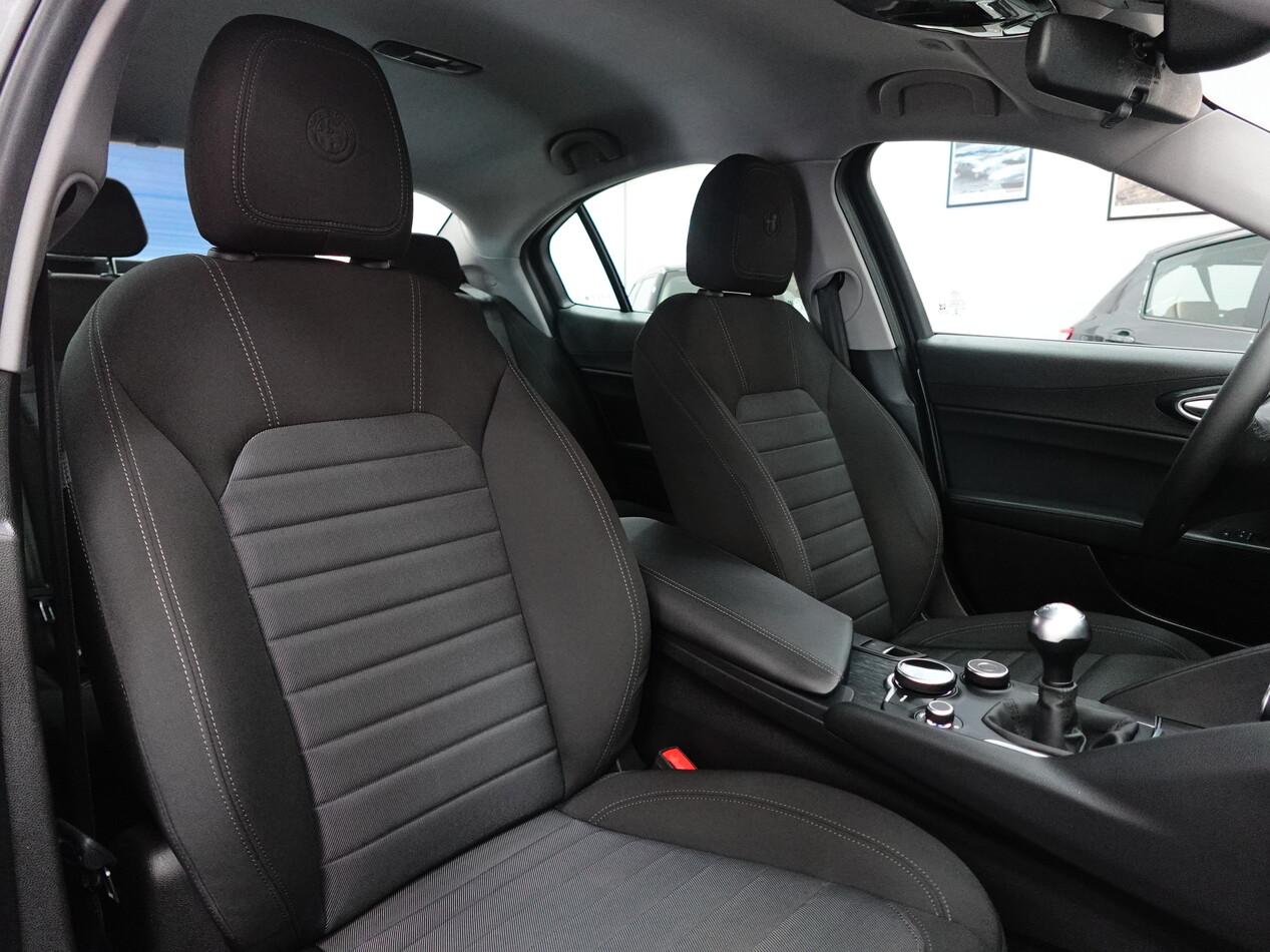 Alfa Romeo Giulia 2.2 MJT 160 CV BUSINESS