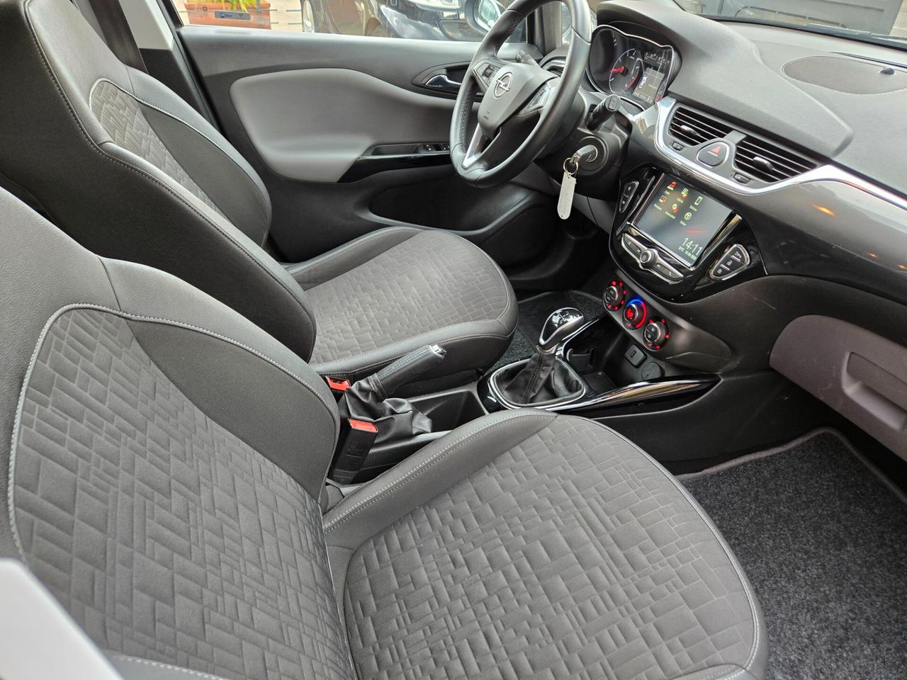 Opel Corsa 1.4 90CV CAMBIO AUTOMATICO 65.000 Km