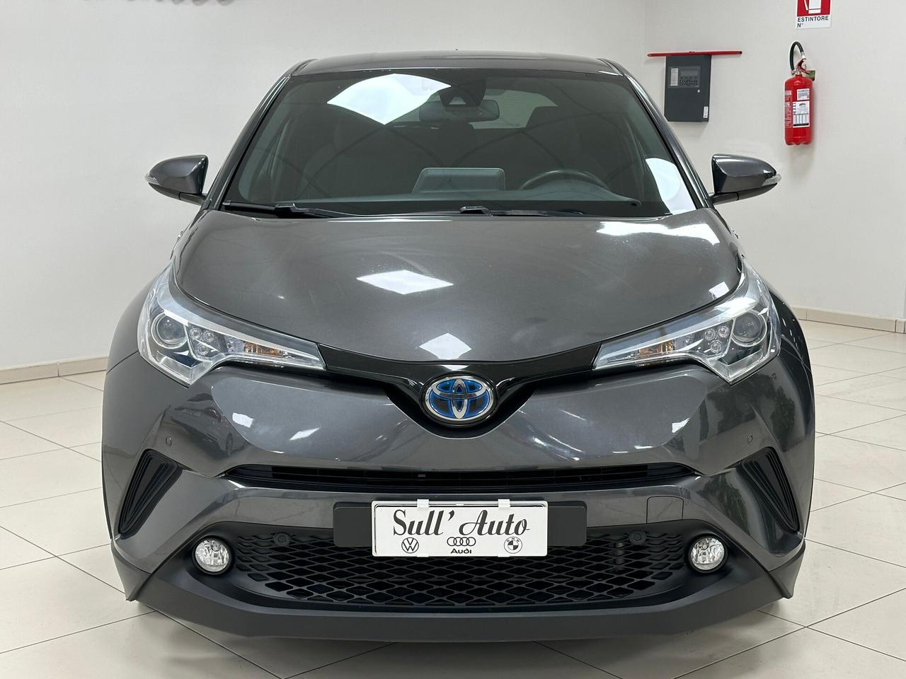 Toyota C-HR 1.8 Hybrid E-CVT Lounge - 2018