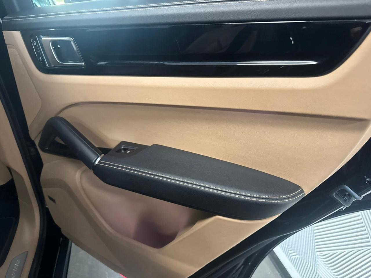 Porsche Cayenne 3.0 V6