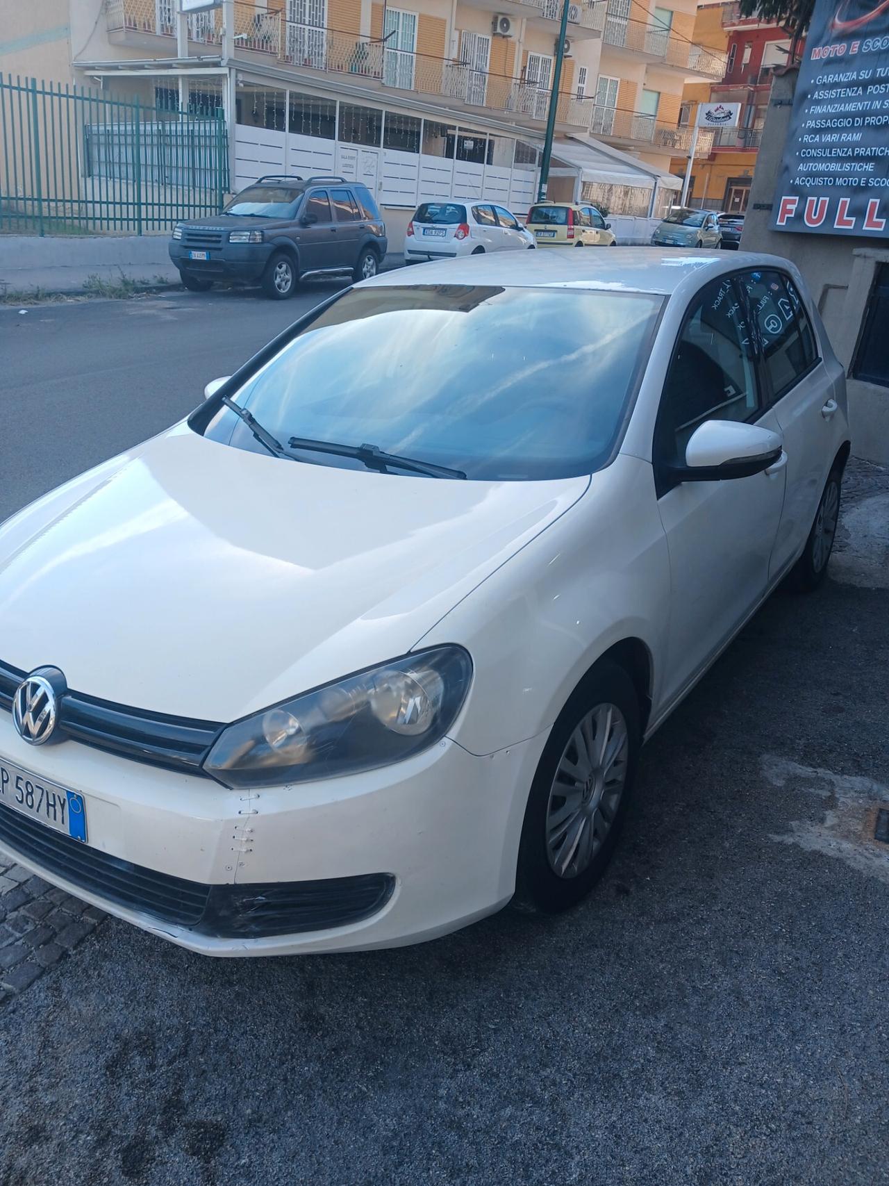 Volkswagen Golf 1.6 TDf