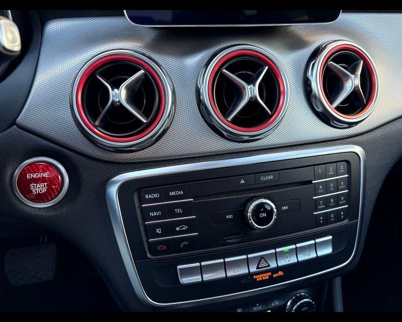 Mercedes-Benz GLA GLA 200 d Automatic Night Edition