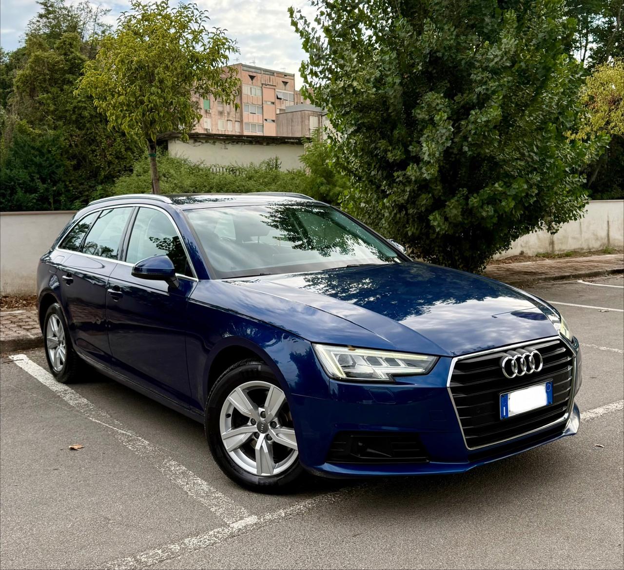 Audi A4 2.0 TDI 150 CV S tronic