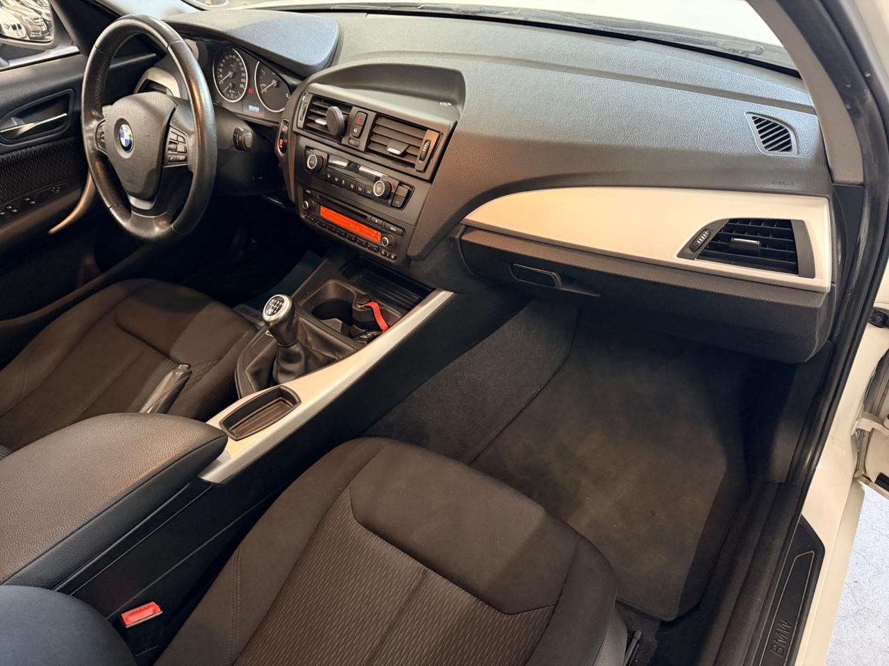 Bmw 114 114d 5p. Sport