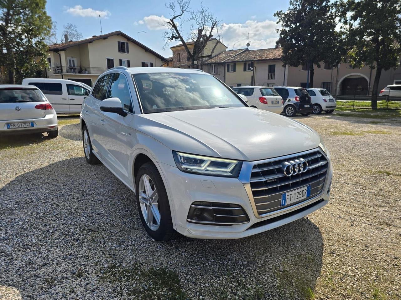 Audi Q5 40 TDI quattro S tronic line plus