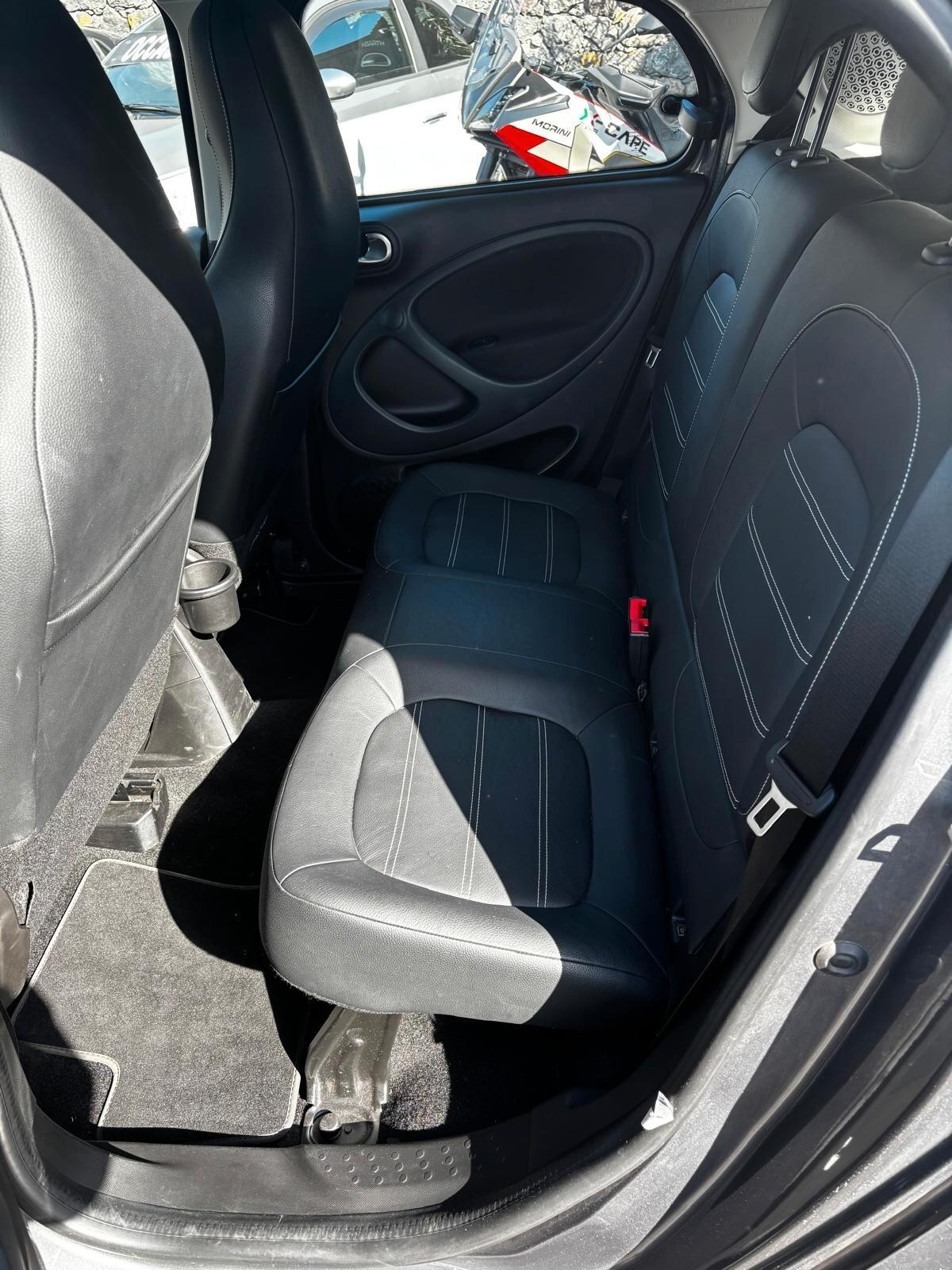 Smart ForFour EQ Racingrey (22kw)