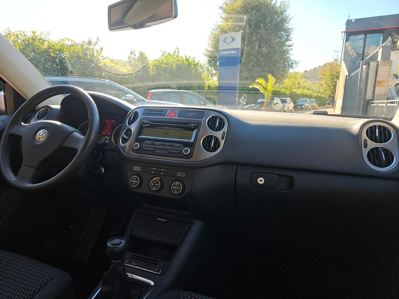 Volkswagen Tiguan 2.0 16V TDI DPF Sport & Style (18°)