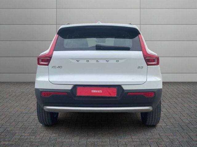 VOLVO XC40 B3 automatico Essential