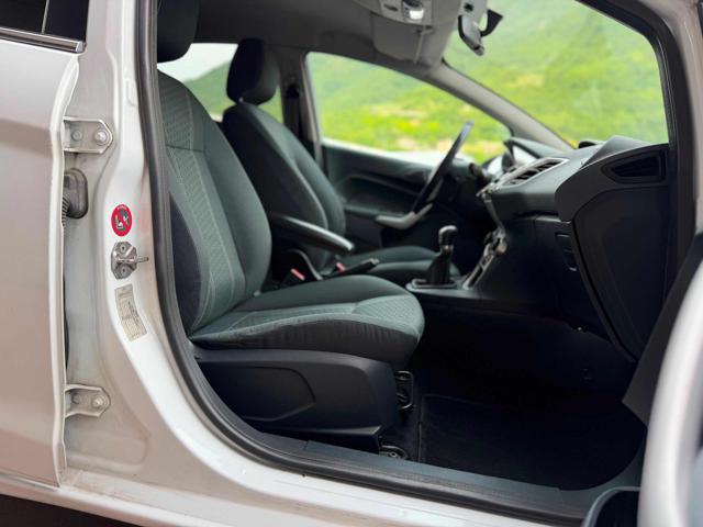 FORD Fiesta 1.4 TDCi 68CV 5 porte Titanium