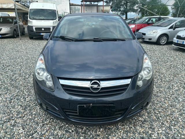 Opel Corsa 1.2 5 porte Club