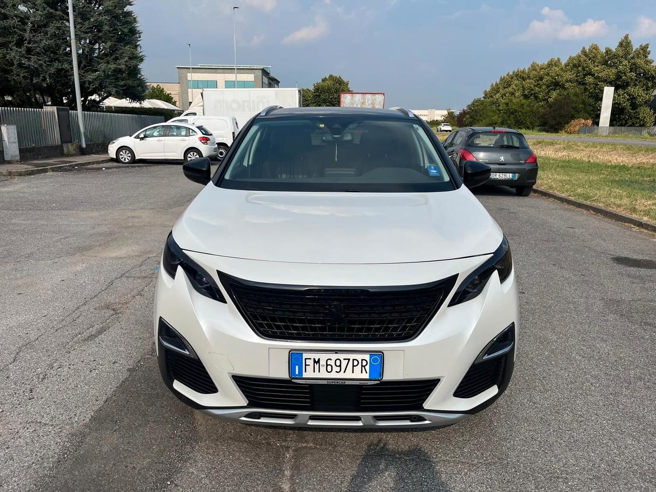 Peugeot 3008 PureTech Turbo 130 S&S Allure **EXPORT**