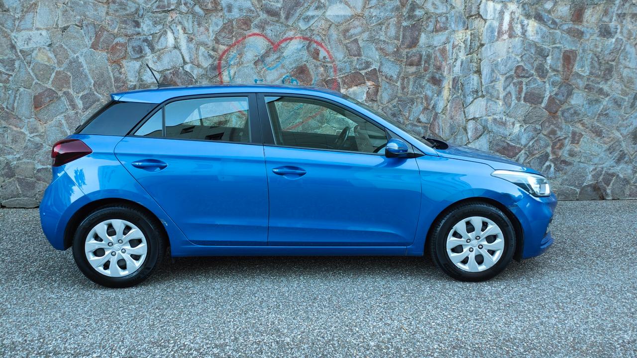 Hyundai i20 1.2 5 porte Tech