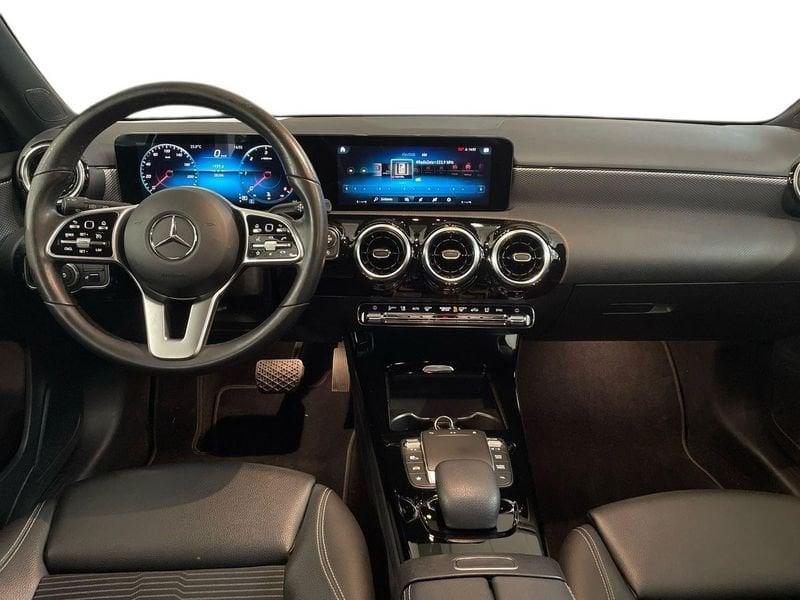 Mercedes-Benz Classe A A 180 d Sport auto