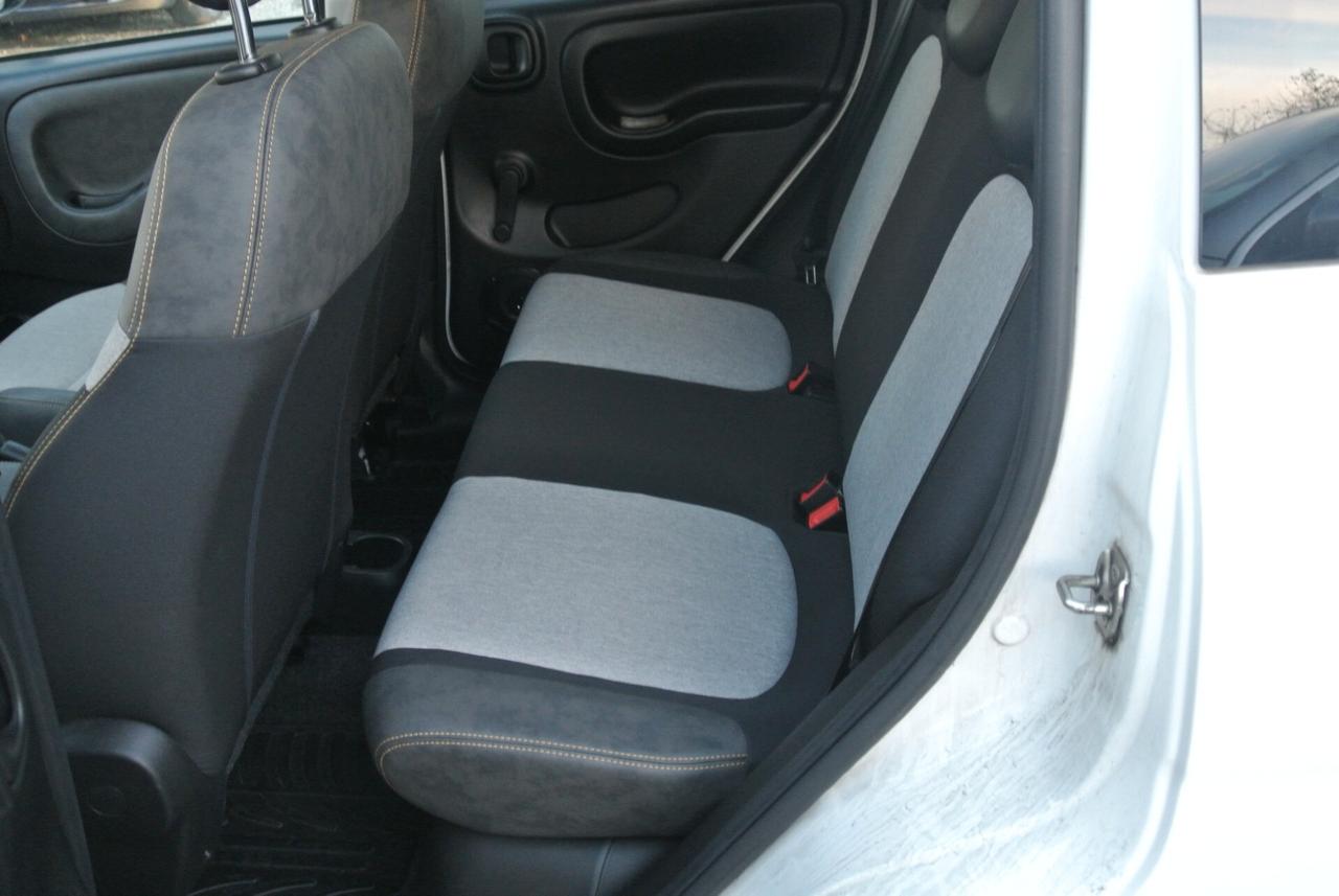 Fiat Panda Cross 1.0 FireFly S&S Hybrid