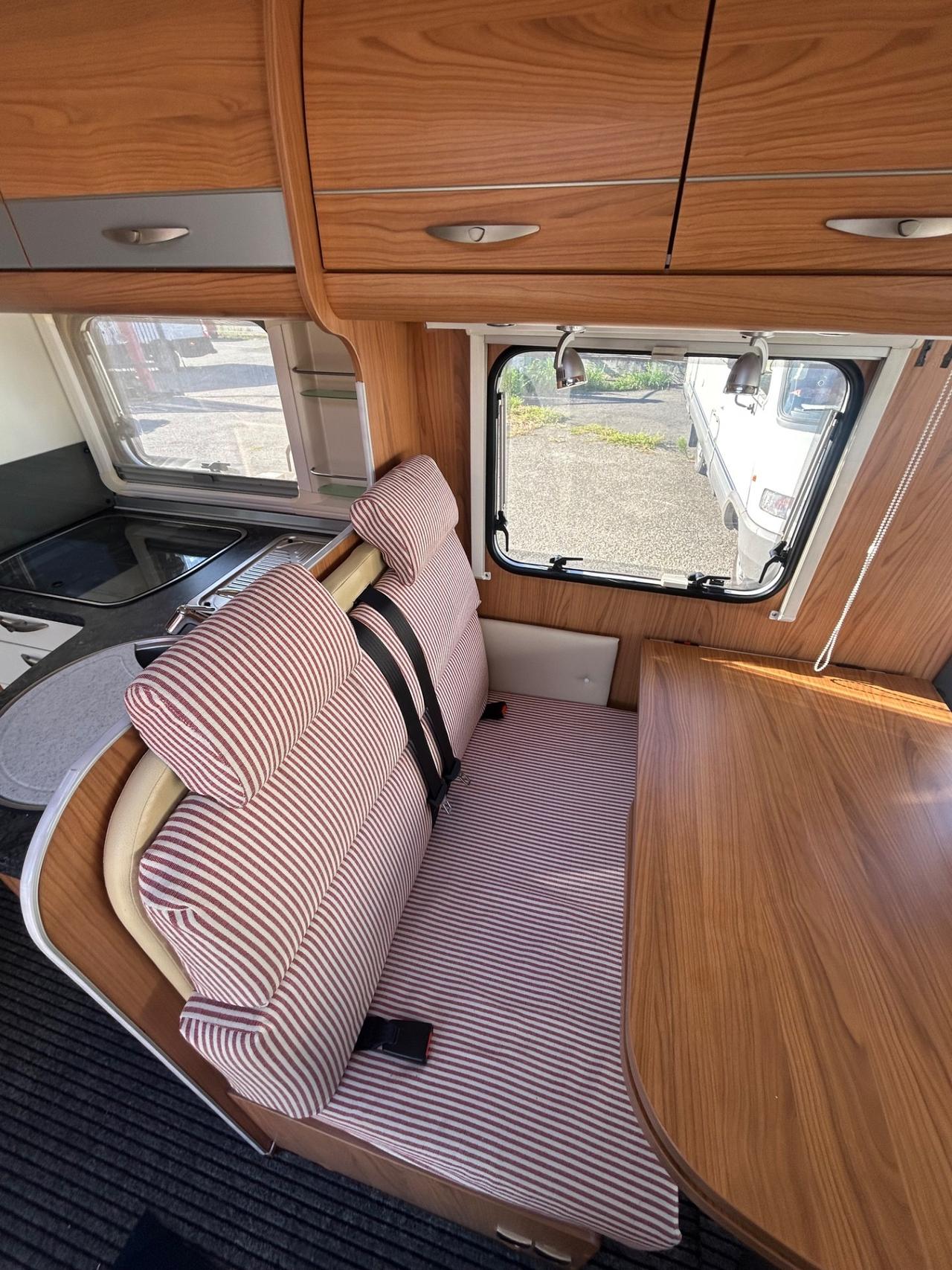 570 BURSTNER Aviano motorhome del 2007 in saldo